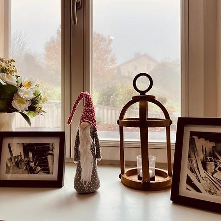 Chez La Rose Luxueuse Cottage Avec Jacuzzi Rouvres-la-Chétive Eksteriør bilde