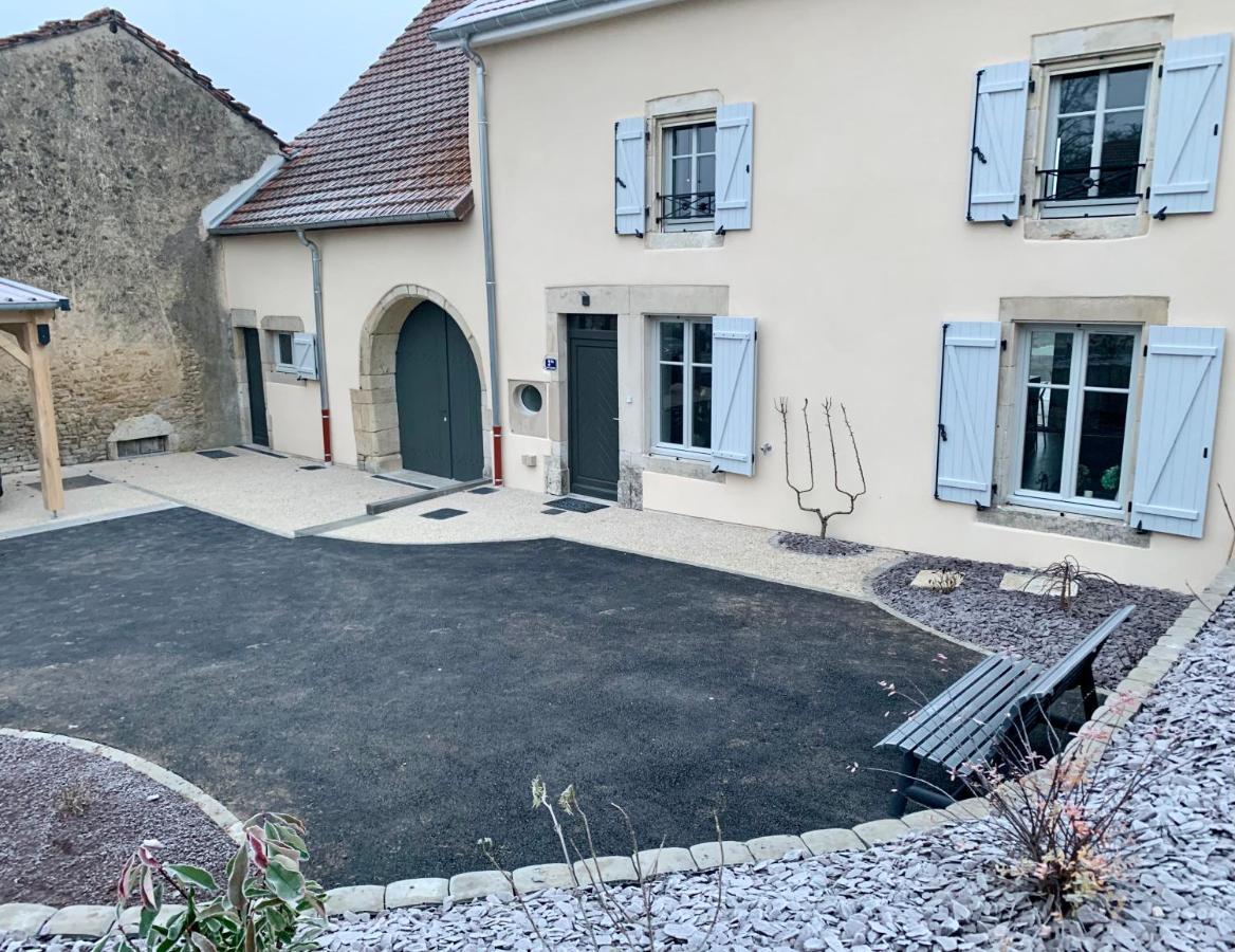 Chez La Rose Luxueuse Cottage Avec Jacuzzi Rouvres-la-Chétive Eksteriør bilde